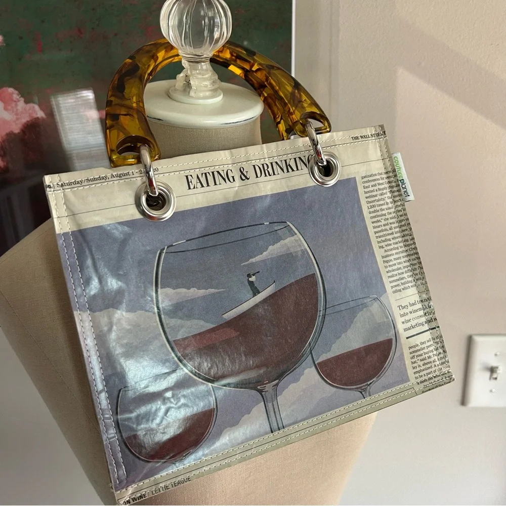 Couture Planet Wine Print Recycled Magazine Tote Bag Acrylic Handle - Picture 2 of 5